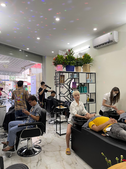Tiệm Tóc Barber Nam Bình Thạnh: Tạo kiểu tóc nam chuyên nghiệp, đẳng cấp