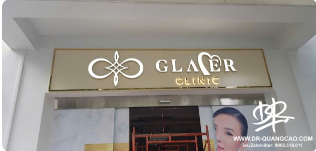 Chất Liệu Gỗ, Kính - Mang Đến Sự Sang Trọng và Độc Đáo