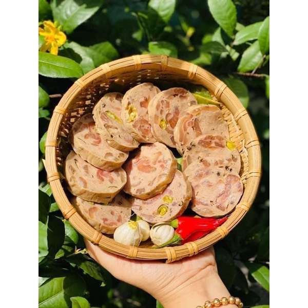 Nơi Bán Nem Chả Thơm Ngon và Đậm Đà - Nem Chả Nana