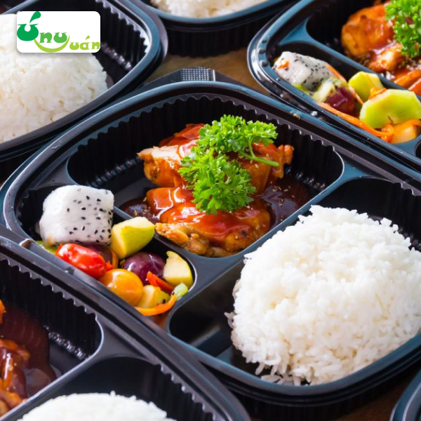 Địa chỉ bán cơm trưa văn phòng Quận 1 giao tận nơi