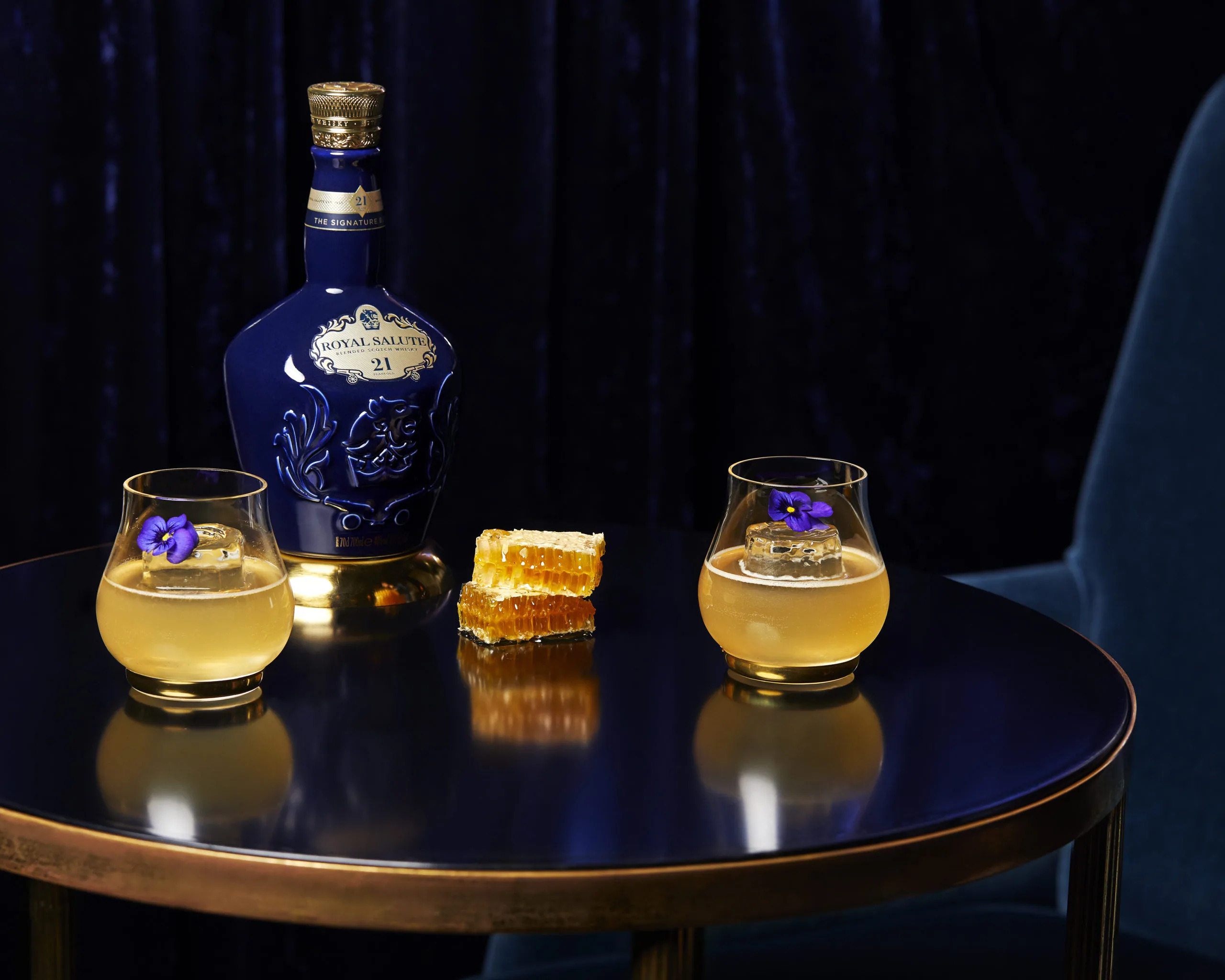 Khám Phá Thế Giới Rượu Ngoại Tại Ba Cửa Hàng Uy Tín