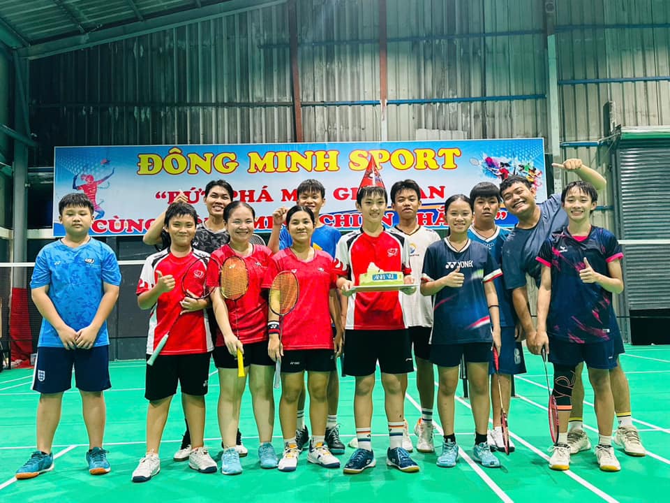 Top 3 Sân Cầu Lông Uy Tín Và Chất Lượng Nhất Khu Vực Dĩ An, Bình Dương