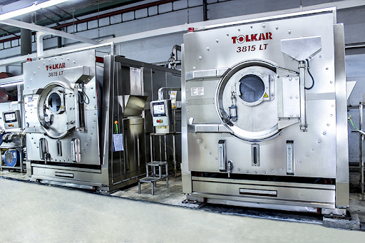 Bí kíp chọn đơn vị wash quần áo uy tín – Top 3 công ty hàng đầu tại Hóc Môn, TP. HCM