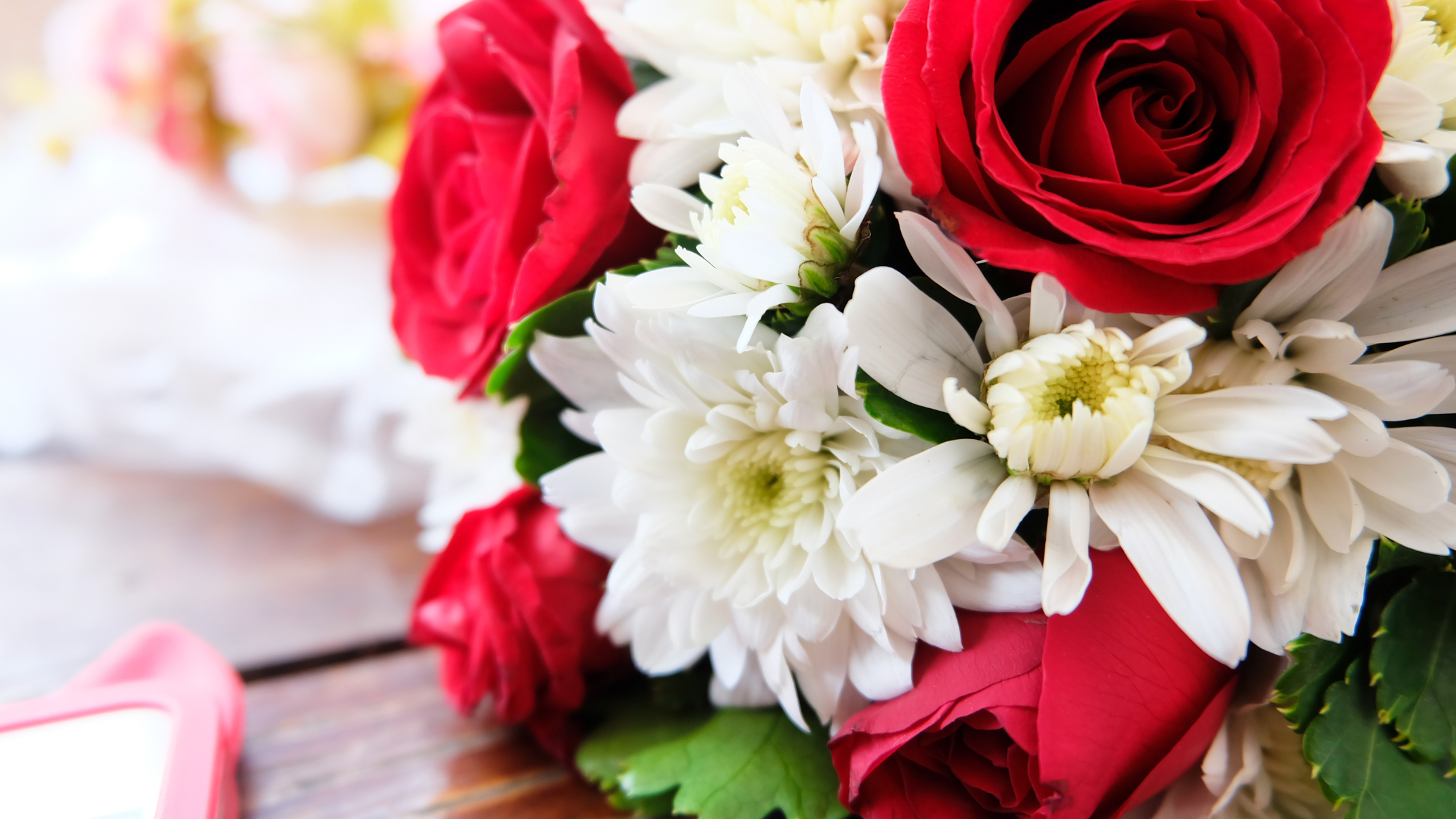 TOP 3 ĐỊA CHỈ BÁN KỆ HOA KHAI TRƯƠNG HIỆN ĐẠI GIÁ RẺ TẠI QUẬN 2