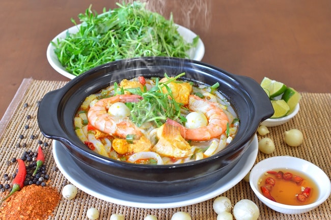 Top 3 Quán Ăn Bánh Canh Cá Lóc. Ngon, Bổ, Rẻ tại Bình Dương