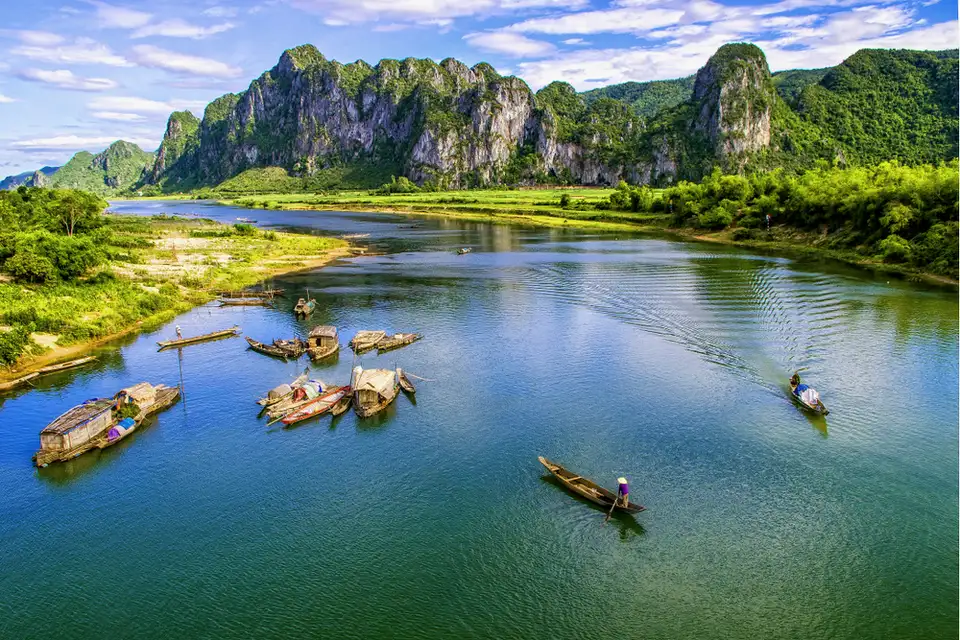 Top 3 Tour du lịch Quảng Bình uy tín, lịch trình chất lượng được du khách tin chọn