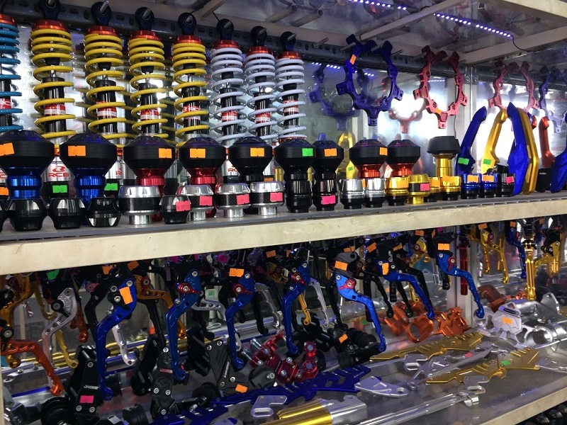 Top 3 cửa hàng linh kiện xe máy uy tín tại Tân Phú được dân chơi xe tin chọn