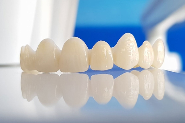 BỌC RĂNG SỨ ZIRCONIA THẨM MỸ UY TÍN Ở BÌNH THẠNH