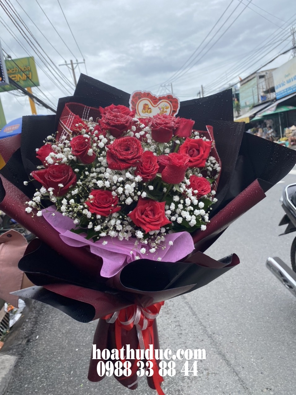 TOP 3 ĐỊA CHỈ SHOP HOA TƯƠI DĨ AN ĐƯỢC YÊU THÍCH NHẤT 