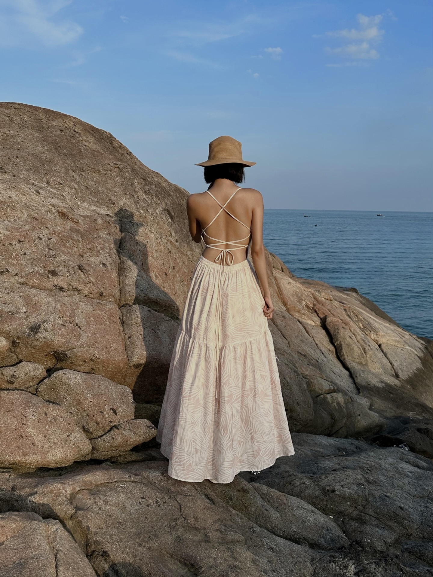 Top 3 Thương Hiệu Thời Trang Nữ Từ Linen & Chất Liệu Tự Nhiên Được Yêu Thích Nhất Hiện Nay