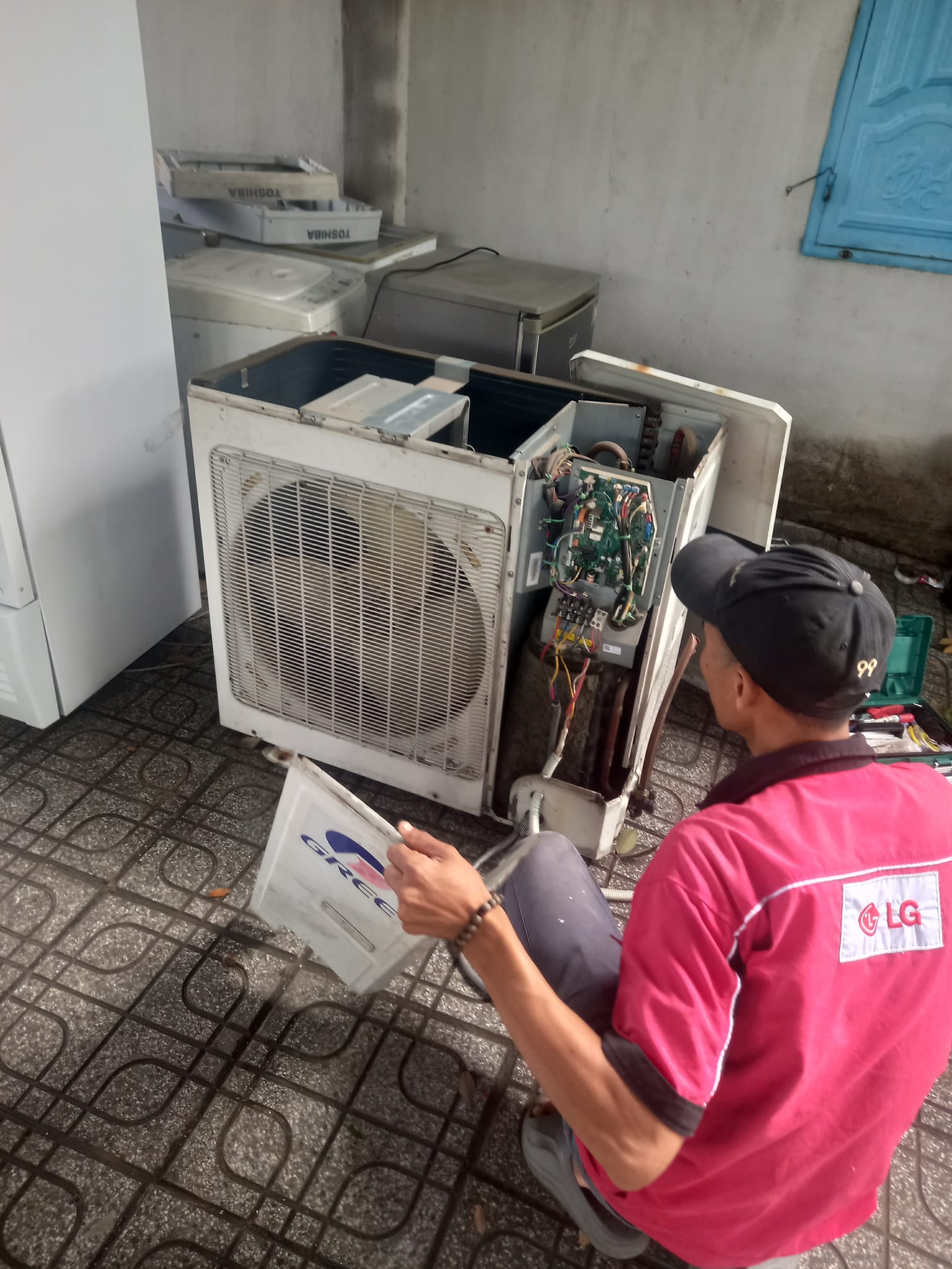 Top 3 Dịch Vụ Vệ Sinh Máy Lạnh Uy Tín, Chất Lượng Tại Bình Dương