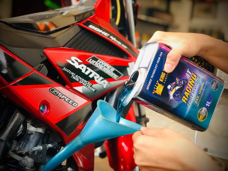 Top 3 đại lý dầu nhớt xe máy nhập khẩu uy tín tại TP HCM