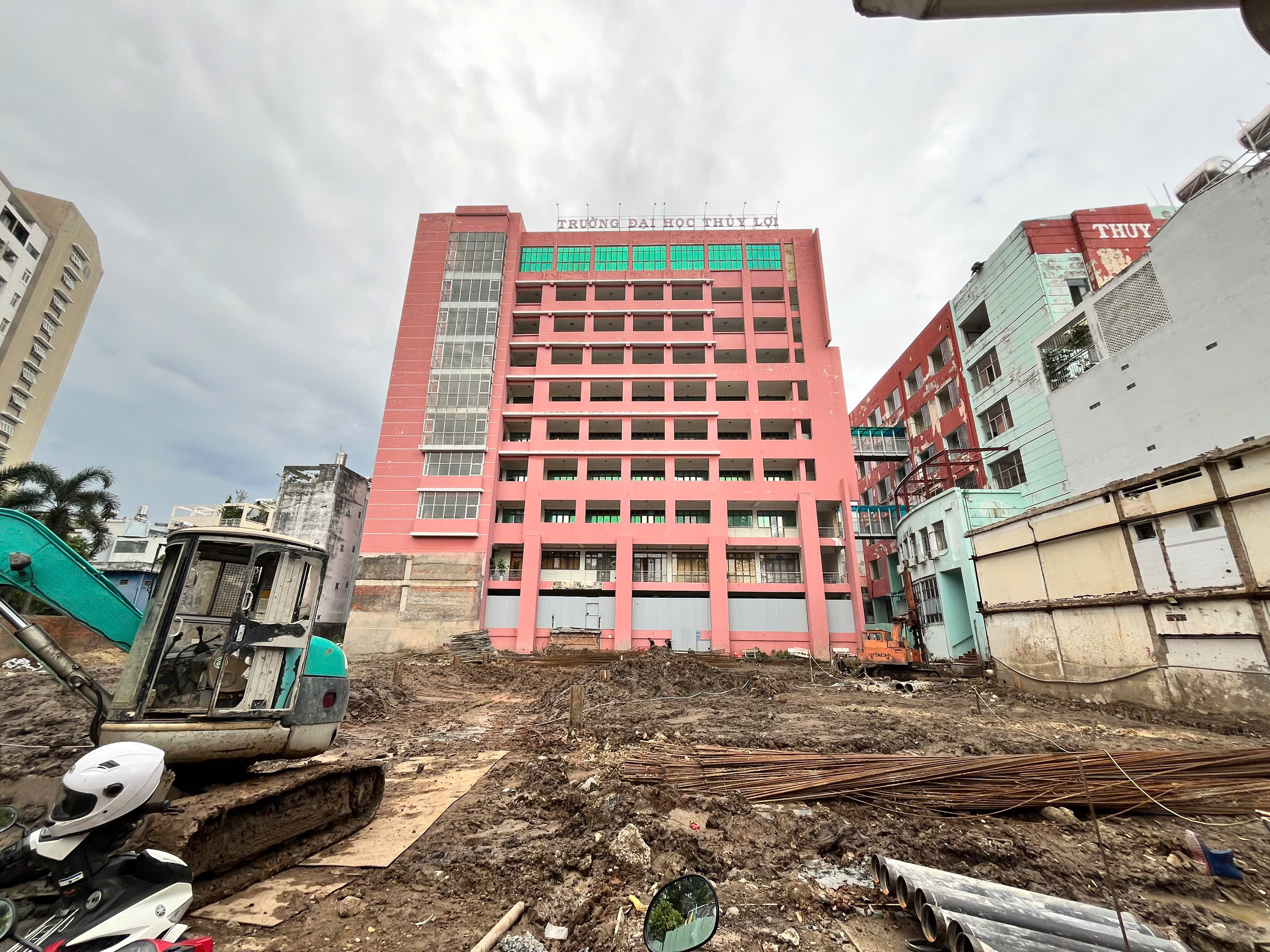 Top 3 Điều Cần Biết Trước Khi Thuê Dịch Vụ Đập Phá Tháo Dỡ [Kinh Nghiệm Sống Còn]