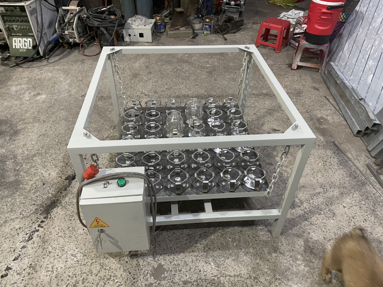 Máy Lắc Dung Dịch gia công tại An Hiệu Phát 