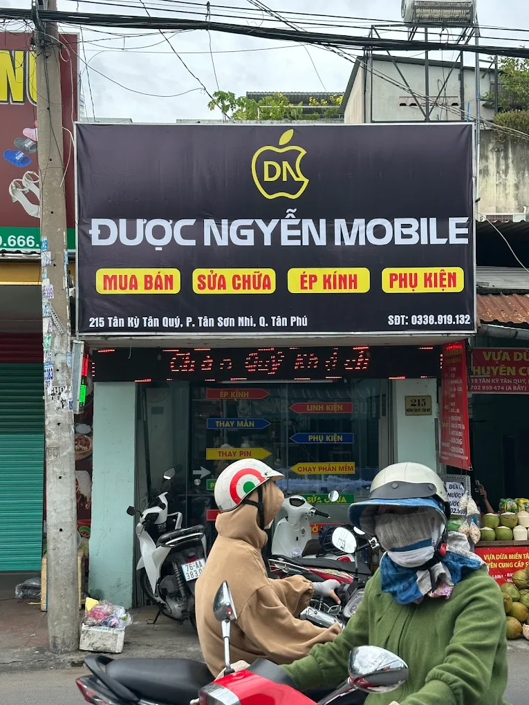 Top 3 Cửa Hàng Sửa Chữa Điện Thoại Di Động Uy Tín Tại Quận Tân Phú