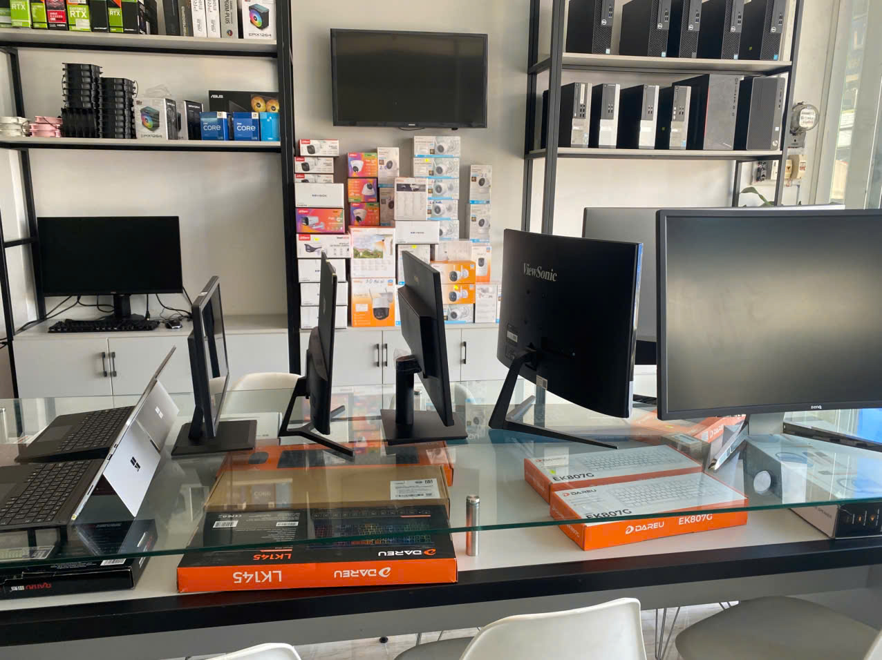 Top 3 Lý Do Nên Chọn Vi Tính Phương Lâm – Địa Chỉ Tin Cậy Cho Các Dịch Vụ Máy Tính