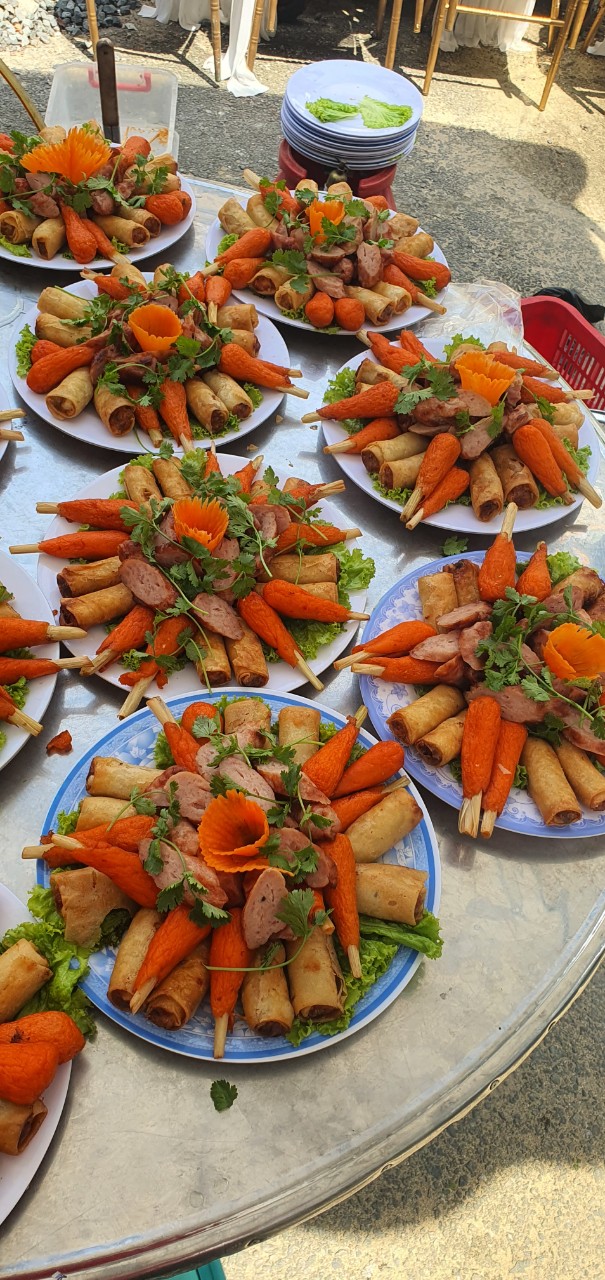 nấu tiệc