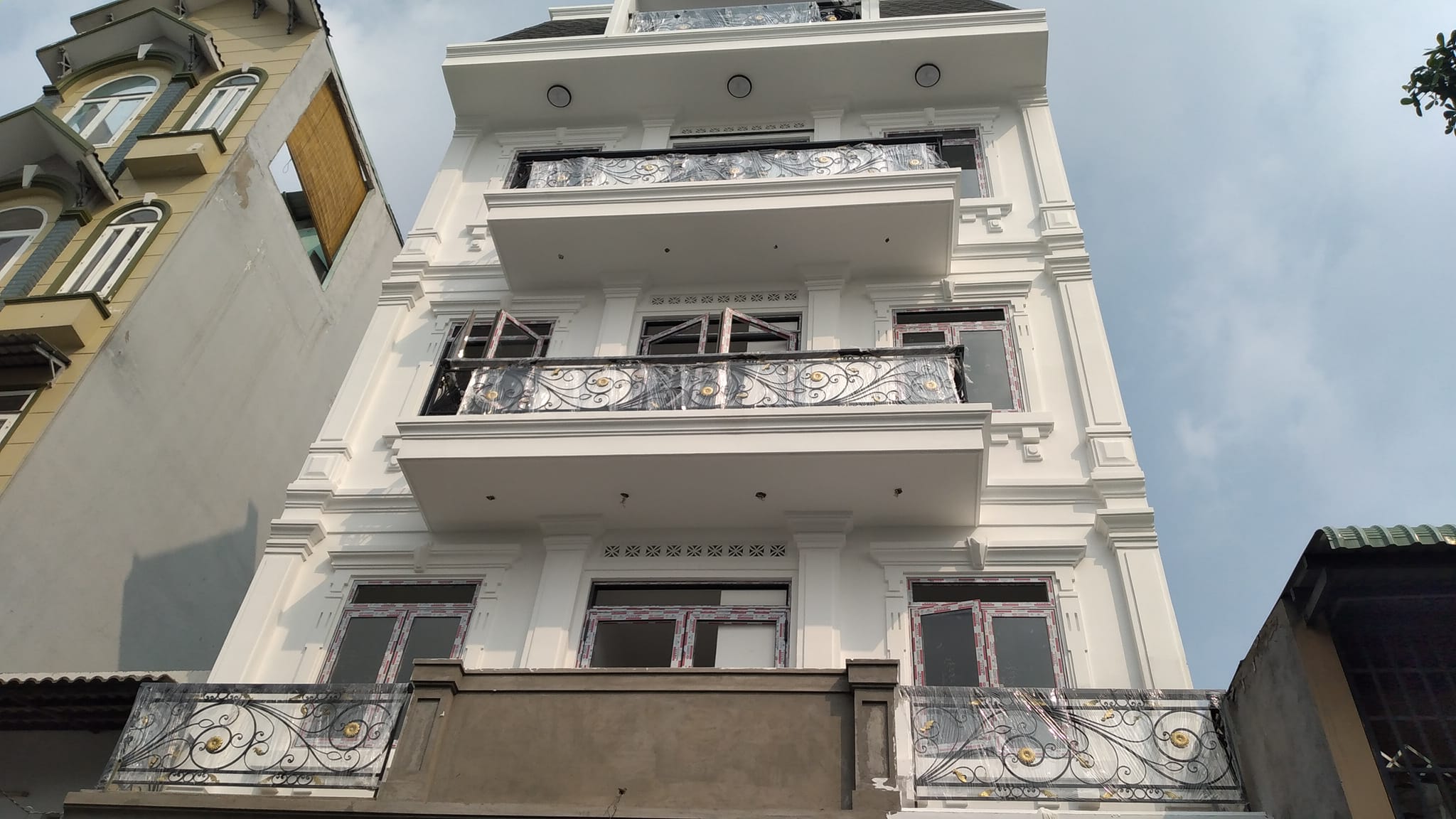 sắt mỹ thuật