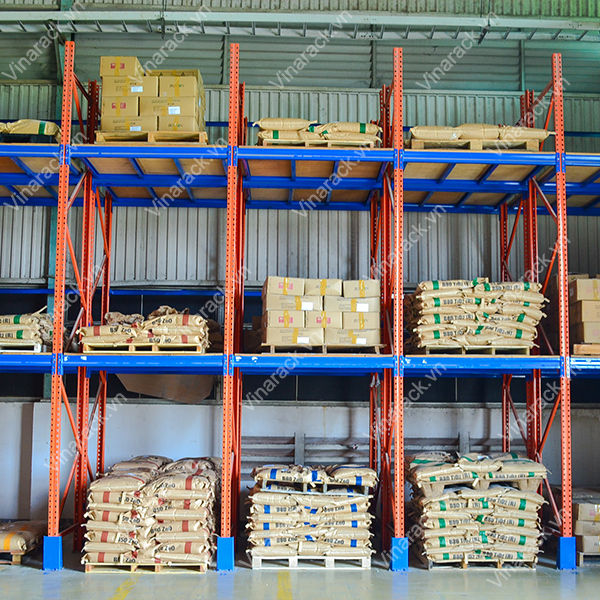 kệ chứa hàng