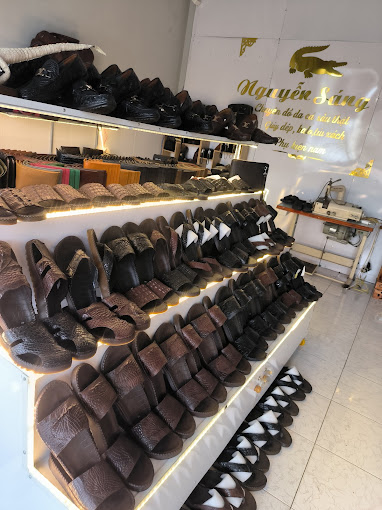 Top 3 Cửa Hàng Bán Đồ Da Giá Tốt Tại Thuận An, Bình Dương