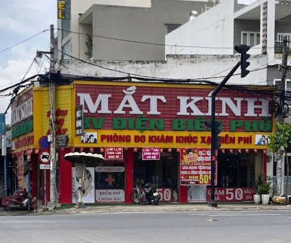 Top 3 Cửa Hàng Mắt Kính Uy Tín, Chất Lượng Nhất Quận Tân Phú 2026