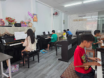 Top 3 đơn vị lớp học nhạc uy tín nhất tại quận Tân Phú dựa trên những khảo sát thực tế và phản hồi tích cực từ cộng đồng yêu âm nhạc.