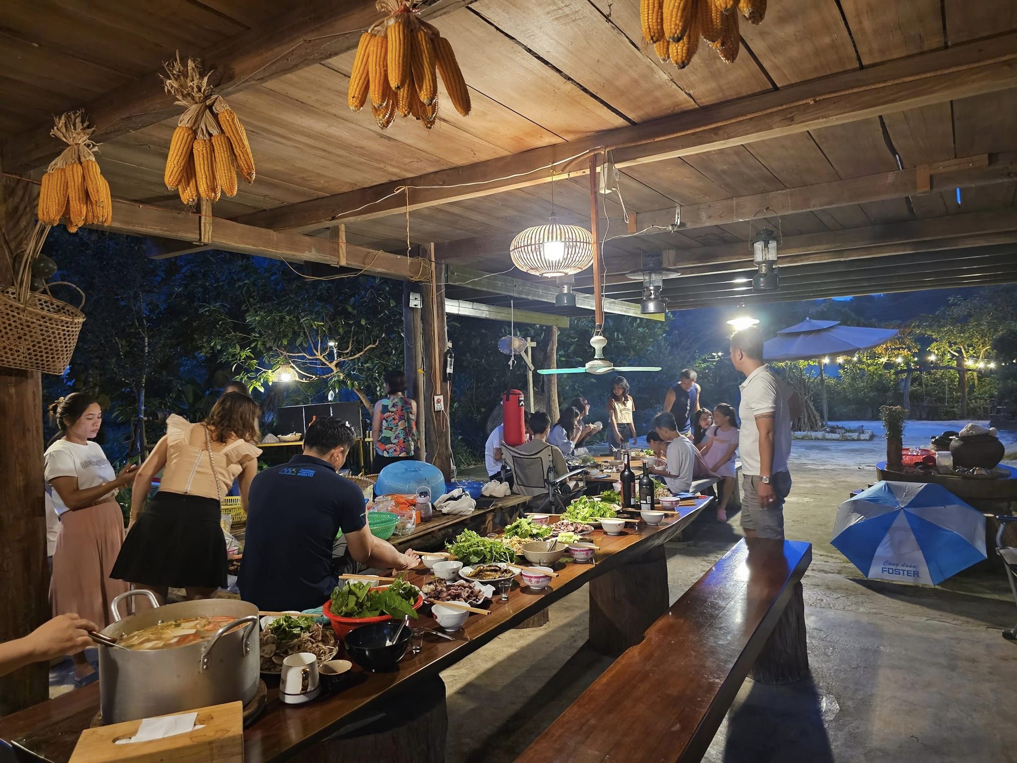 BBQ tại Cốc Farm Stay