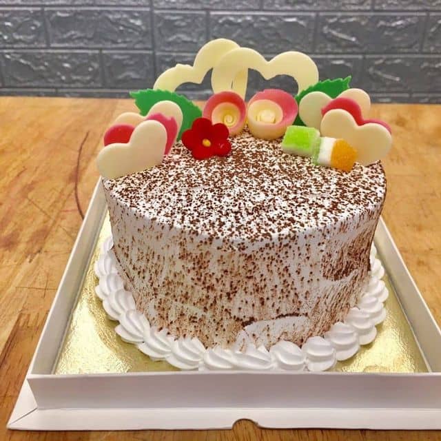 bánh và hoa Bình Thạnh 
