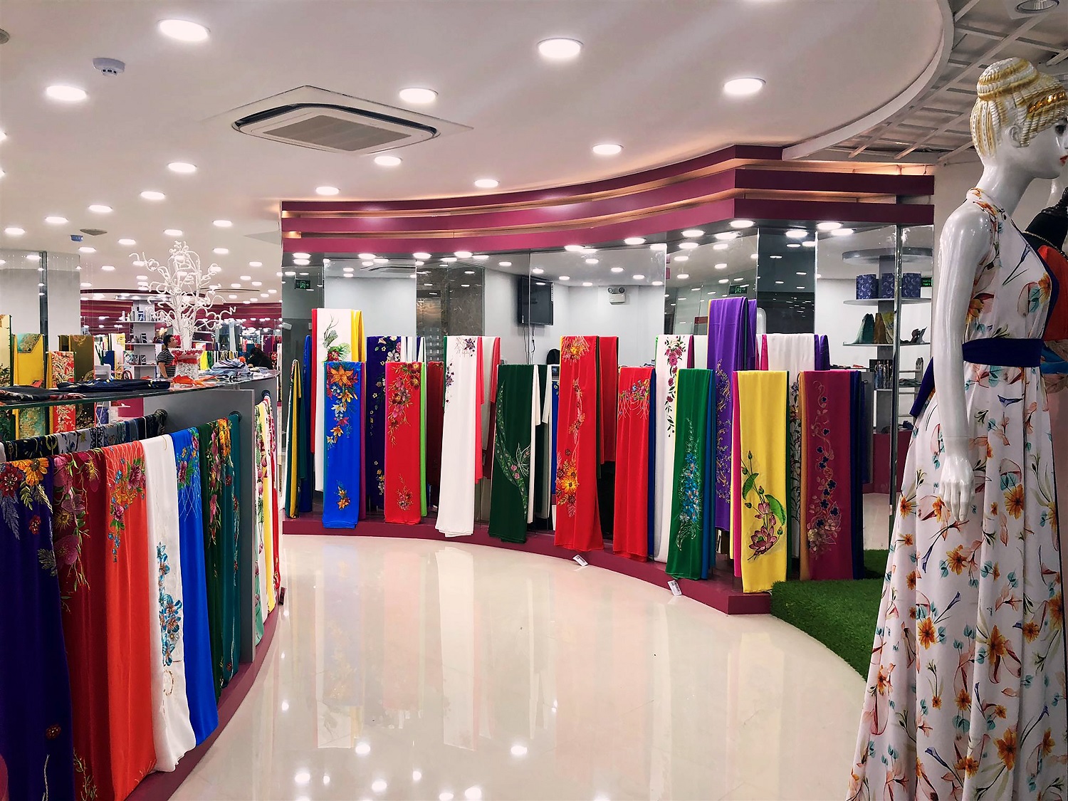 Top 5 địa chỉ mua vải rẻ, đẹp, chất lượng tại TP.HCM