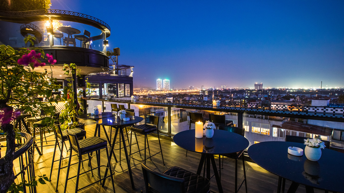 Top 3 quán bar rooftop chill Bình Thạnh