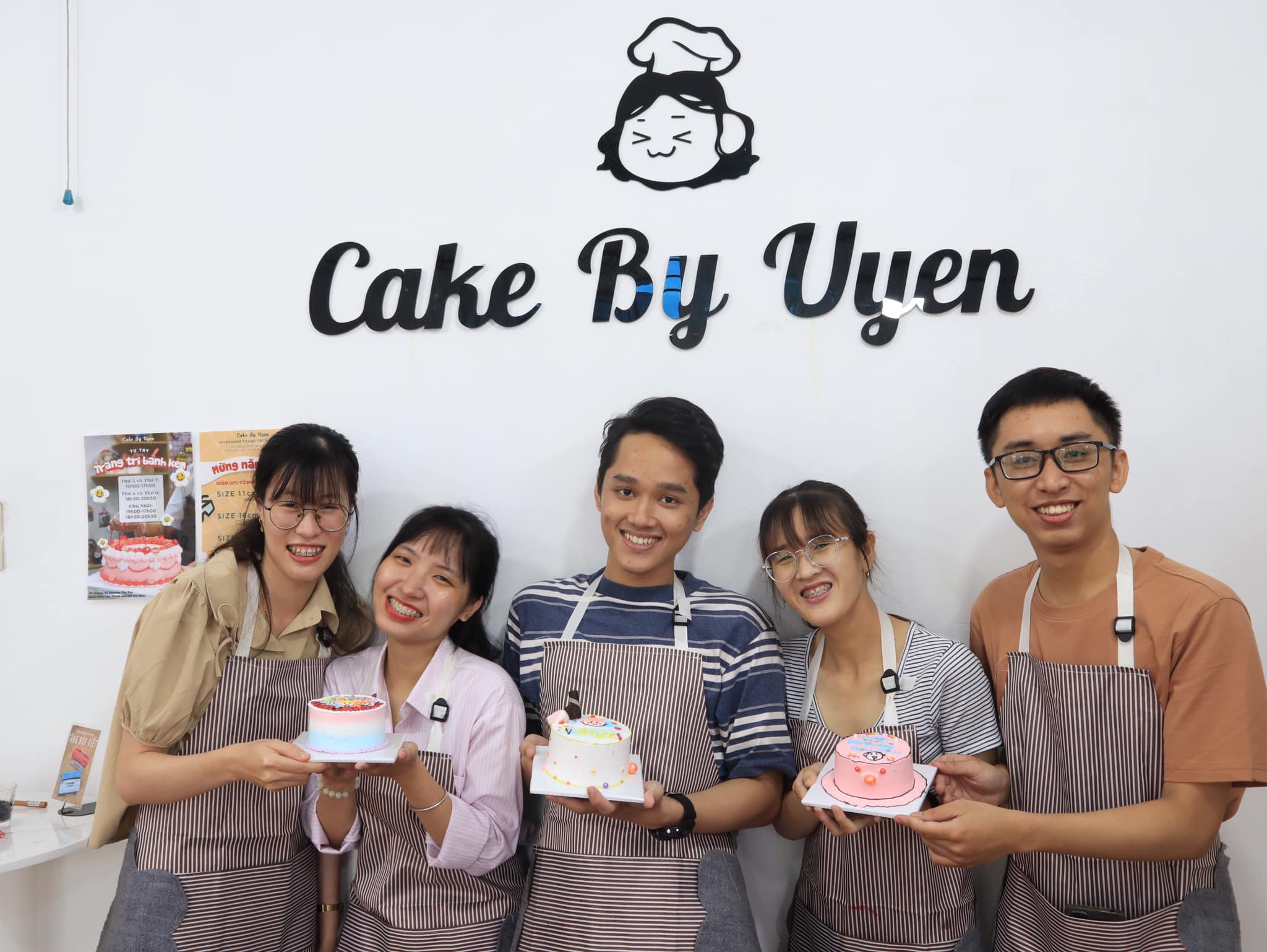 Một chiếc tiệm bánh kem nhỏ xinh ở Bình Tân, với nhiều mẫu bánh đáng yêu tha hồ lựa chọn và đặc biệt sẽ có workshop tự tay làm bánh hàng tuần.