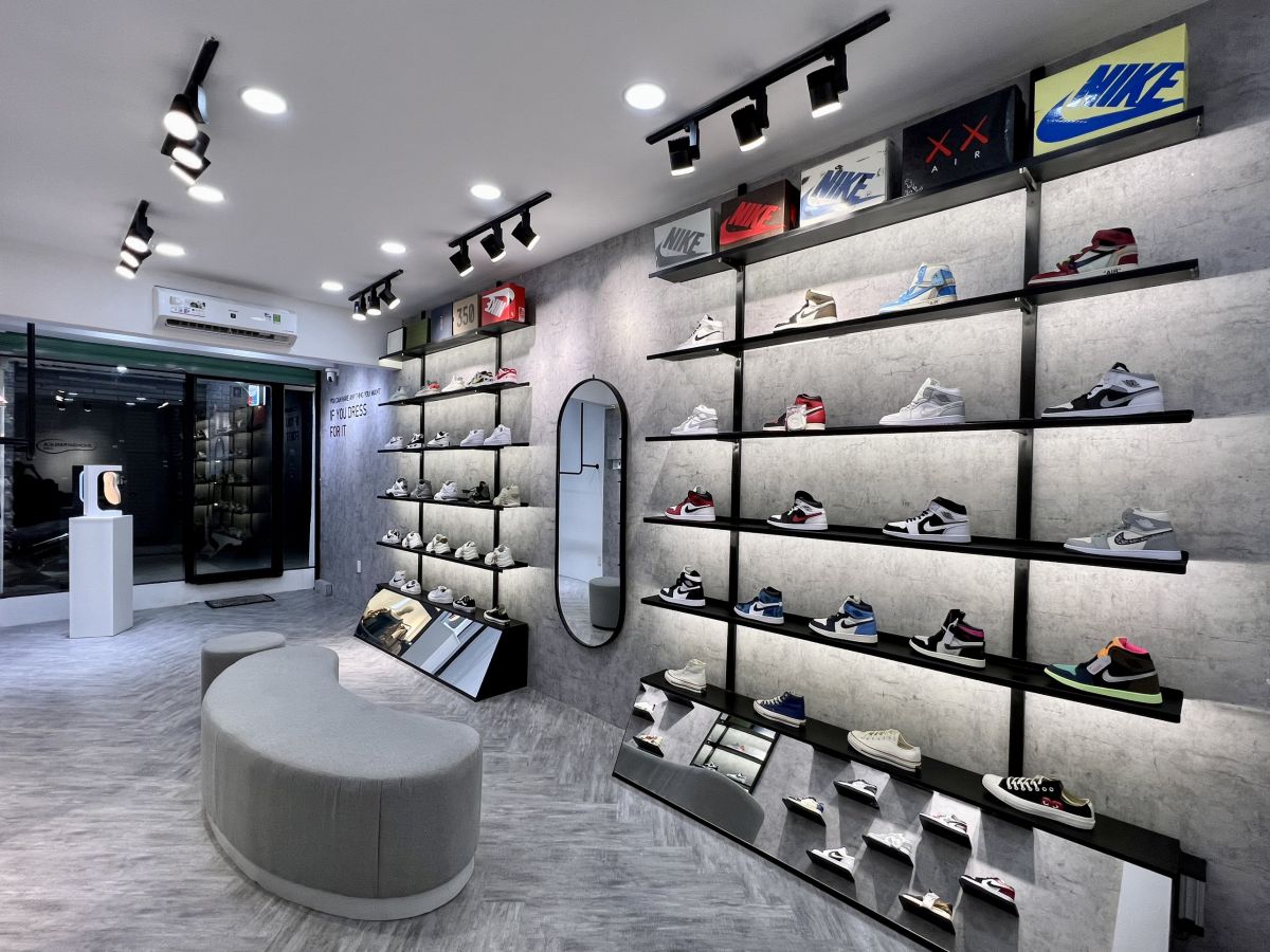 Top 3 Shop Giày Nam Nữ Sneaker Replica 1:1 Đẹp Chất Lượng Ở Quận 12 HCM