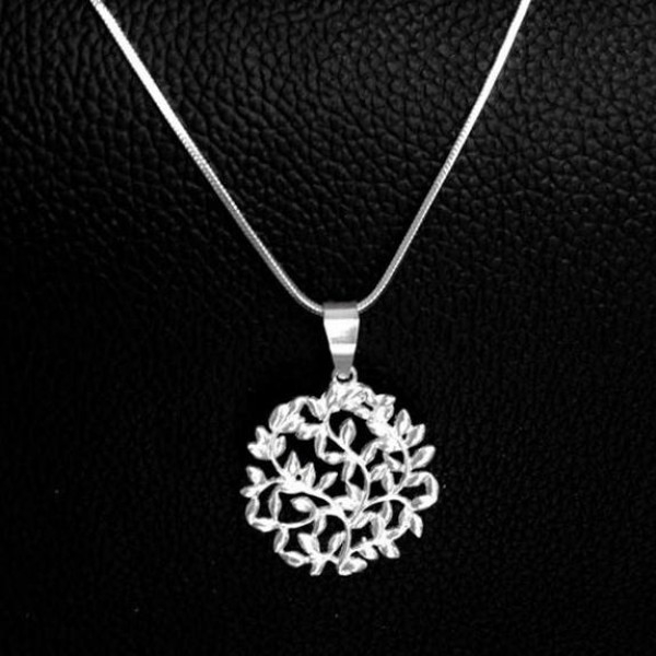 Top 3 Cửa hàng trang sức bạc uy tín và chất lượng nhất TP. HCM