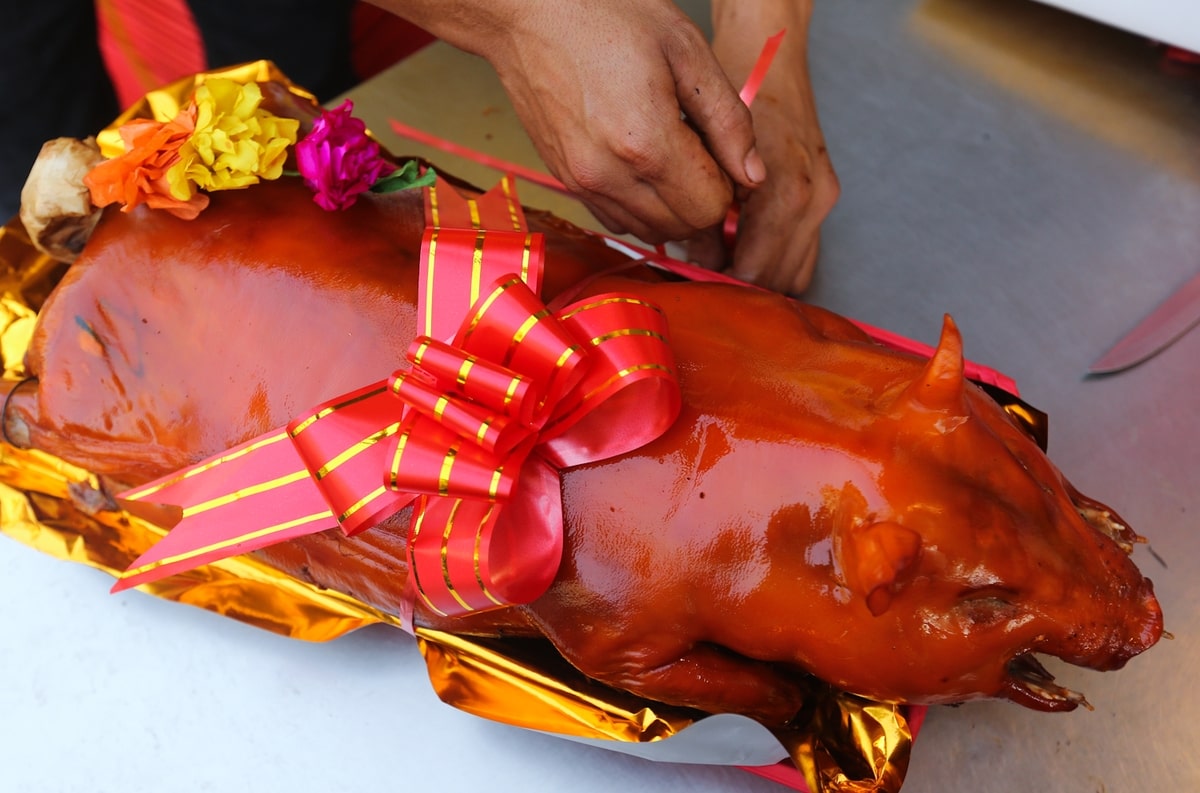 5 Địa chỉ bán heo quay, bánh hỏi heo quay ngon nhất Sài Gòn TPHCM