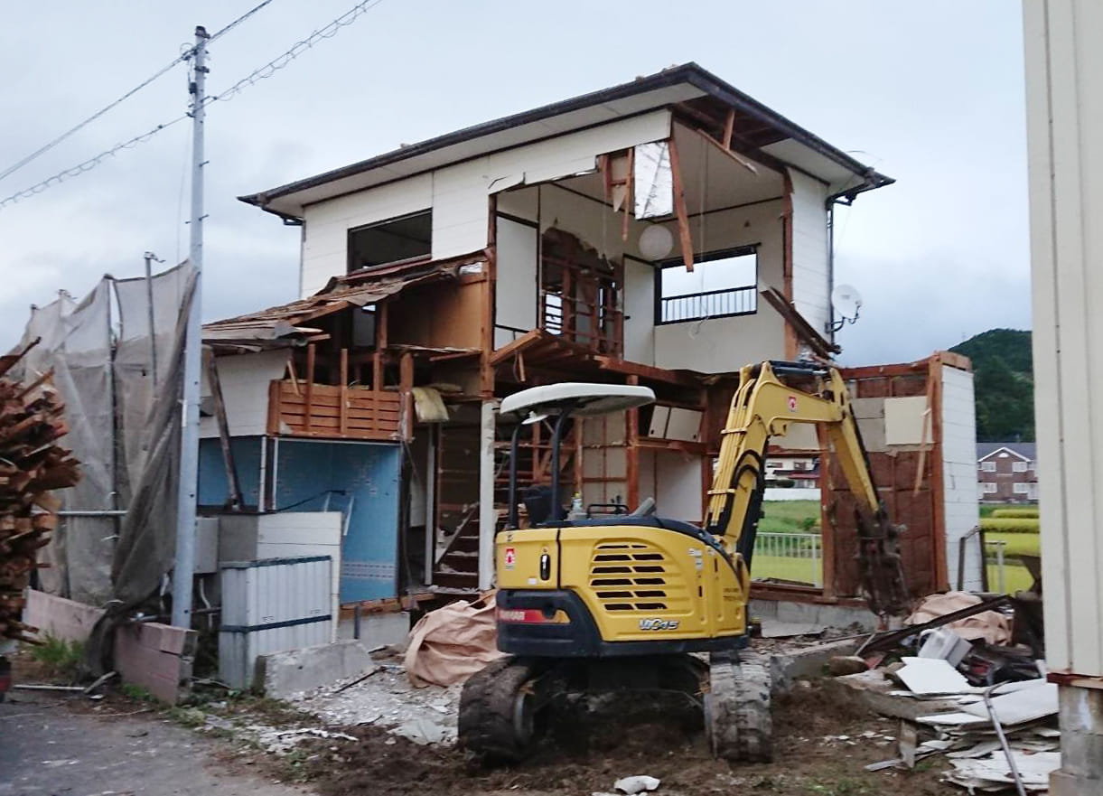 Top 10 Công Ty Dịch Vụ Thu Mua Xác Nhà Cũ TPHCM