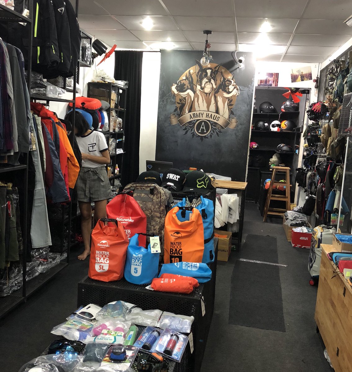 Top 3 shop đồ phượt chất lượng tại Thành phố Hồ Chí Minh