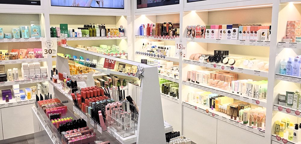 Top 3 shop mỹ phẩm tốt và uy tín nhất tại TPHCM